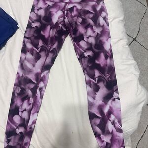Stylish Purple Lululemon leggings